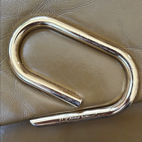 3.1 Phillip Lim Olive Alix Soft Leather Paperclip Chain Crossbody Bag Orig $695 - Picture 4 of 15